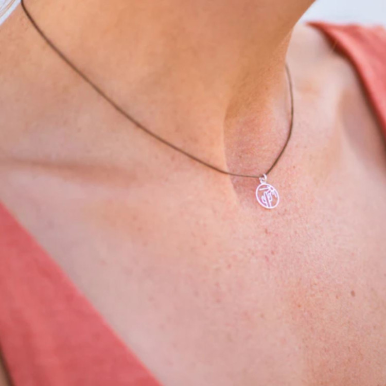 Bronwen Tiny Charm Necklace - Contour Desert, Silver - Image 2